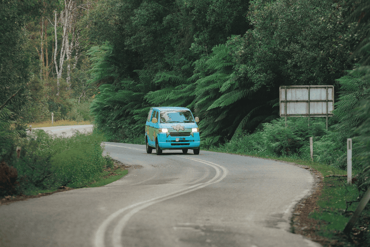 Mystery Machine 2 on the road, TAS. Photo: Felipe Villegasmunera.